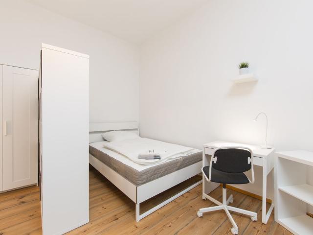 Bright apartment in Prenzlauer Berg, Berlin Amsterdam Apartments for Rent