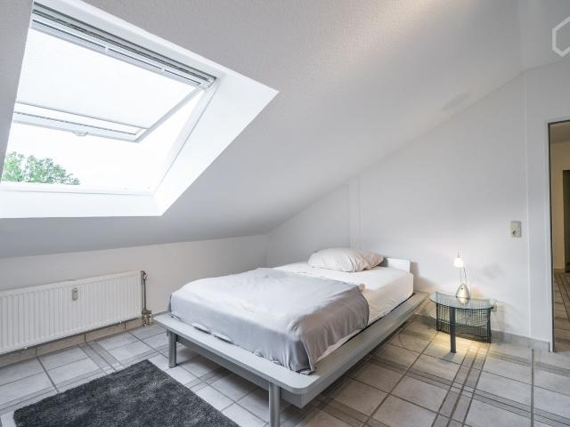 Bright apartment in quiet street and superb location Bockenheim, Frankfurt Amsterdam Apartments for Rent