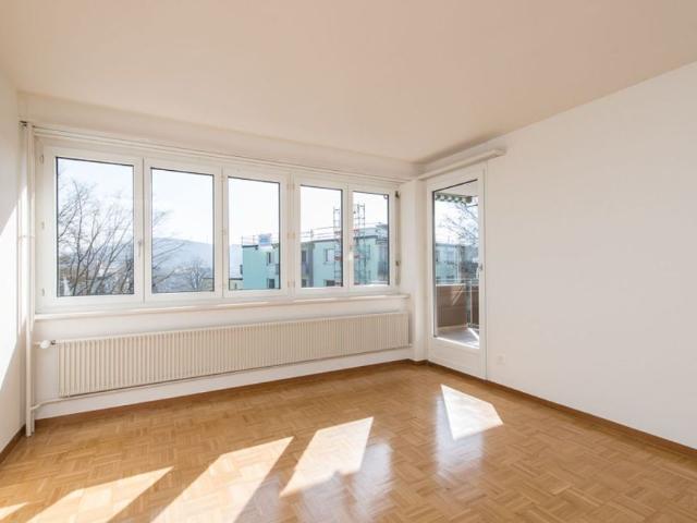 Bright apartment with a view of the COUNTRYSIDE