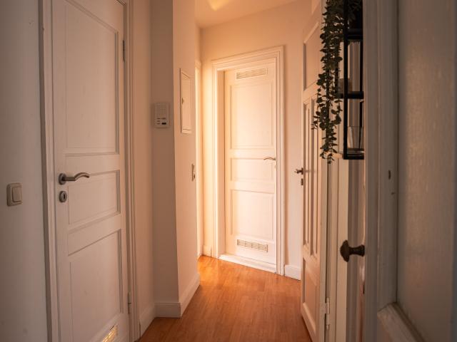 Bright apartment with balcony and bathtub in Bremerhaven Lehe