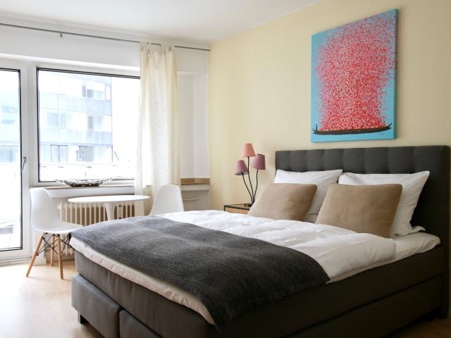 Bright apartment with Balcony at Barbarossaplatz