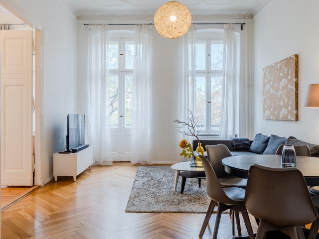 BRIGHT APARTMENT WITH MODERN DESIGN