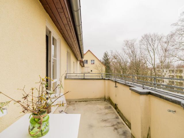 Bright apartment with modern furniture in Steglitz, first tenants after renovation, Berlin Amsterdam Apartments for Rent