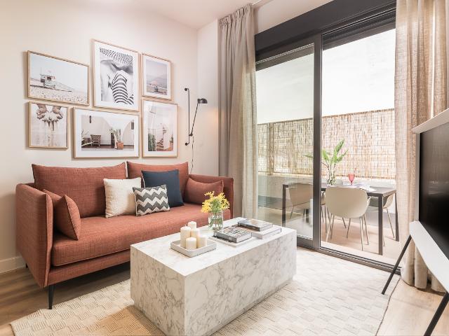 Bright Apartment with swimming pool in Cuatro Caminos