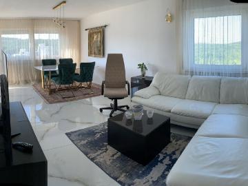 Bright: Apartment with parking and kitchen