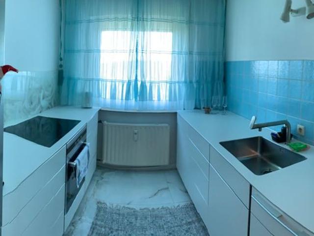 Bright: Apartment with parking and kitchen Stuttgart Amsterdam Apartments for Rent