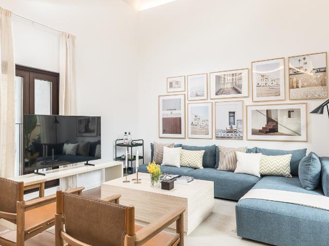 Bright apartment with private terrace in Oasis Rambla