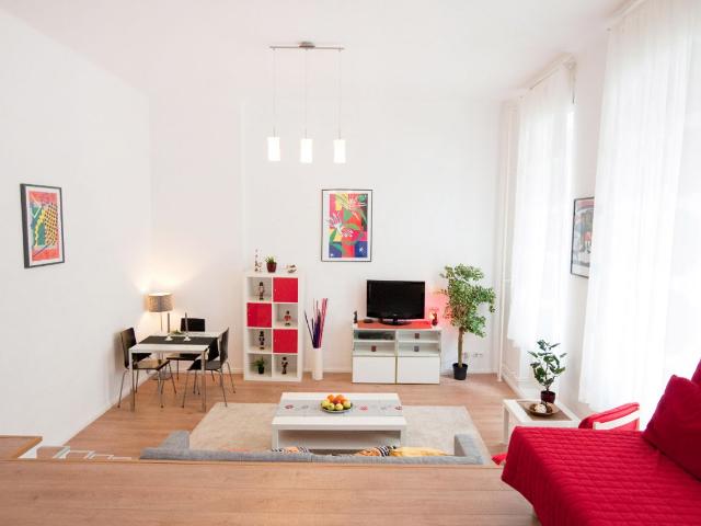 Bright, beautiful apartment located in Kreuzberg, Berlin Amsterdam Apartments for Rent
