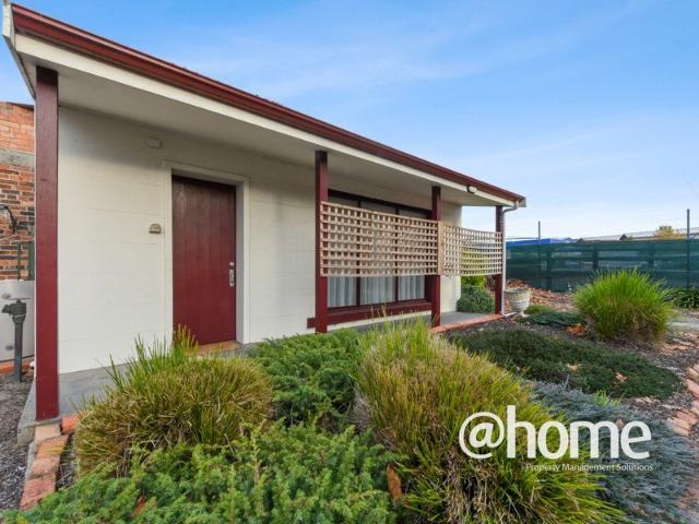 Bright Bedsit on Boland