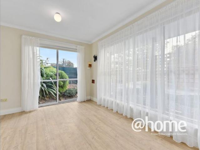 Bright Bedsit on Boland