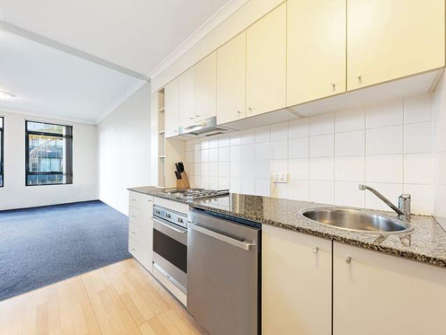 Bright, Breezy, and Brilliantly Located – Your Sunny Sanctuary in the Maximilian