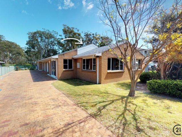 Bright & Breezy 2 Bedroom Duplex in Prime Salamander Bay Location