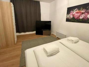 Bright & gorgeous studio in Hannover, Hannover Amsterdam Apartments for Rent