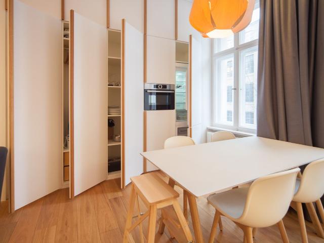 Bright Designer Apartment in Courtyard near Paul Lincke Ufer, Berlin Amsterdam Apartments for Rent