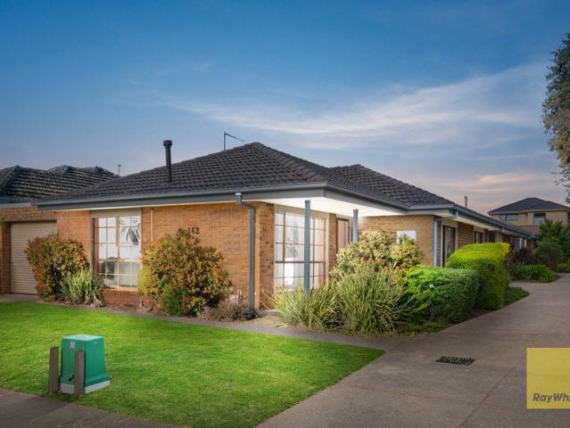 Bright, Easy Living on Cornwell