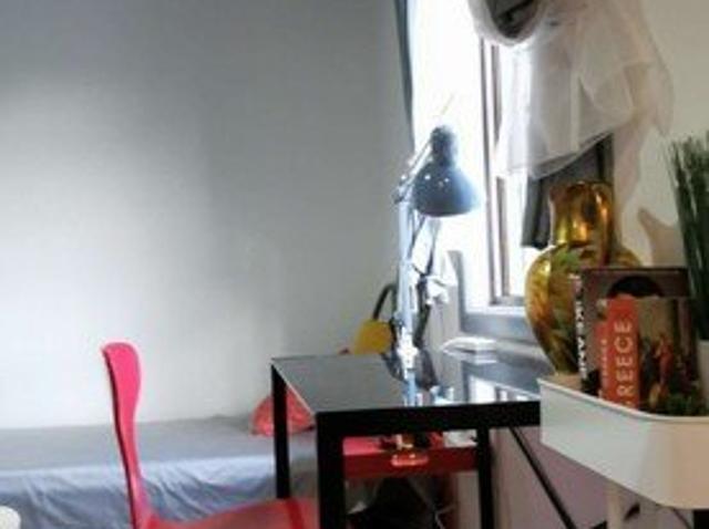 Bright & Easy Studio Living in the Heart of Petersham