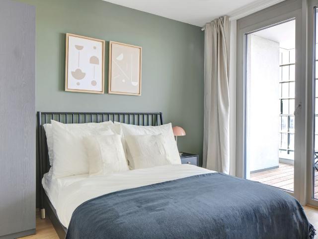 Bright Favoriten 1BR w/ Gym & Elevator, steps to Metro, Vienna Amsterdam Apartments for Rent