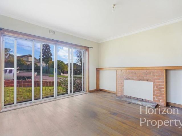 Bright Family Home!