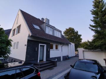 Bright, fantastic suite in Mönchengladbach