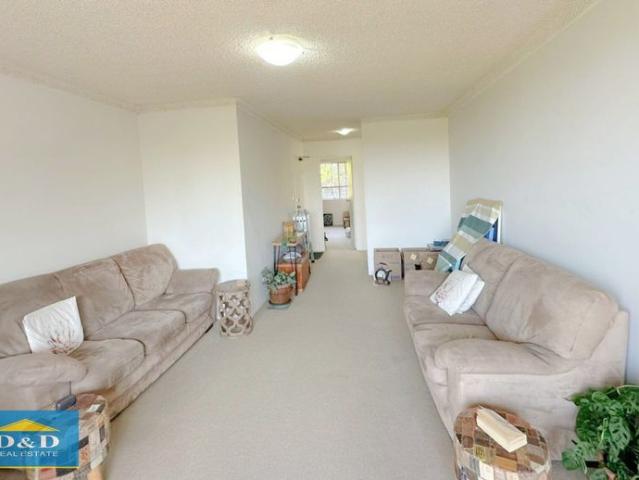 Bright & Fresh 2 Bedroom Apartment in Secure Block. Fantastic Location. Walk to Parramatta & Harris Park Transport & Shops