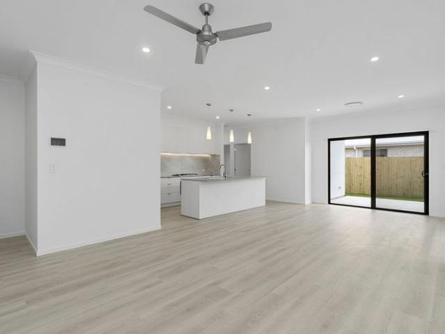 BRIGHT, FRESH FAMILY HOME