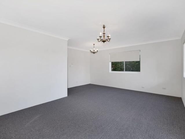 Bright, Freshly Updated 3 Bedroom Apartment in the Heart of Coogee
