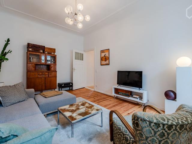 Bright, friendly and quiet apartment in Neukölln, Berlin Amsterdam Apartments for Rent