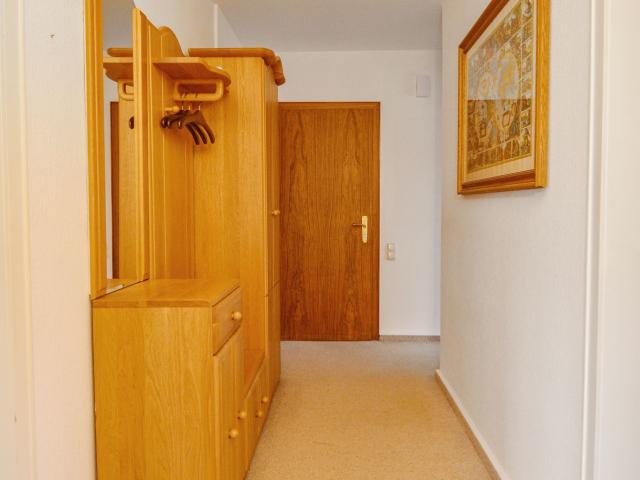 Bright, friendly apartment in a quiet location with a view of the countryside, Duisburg Amsterdam Apartments for Rent