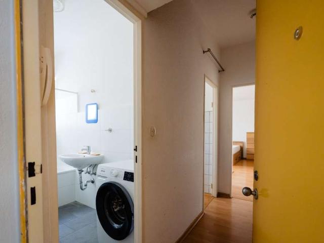Bright & Fully Furnished 1 Room Apartment + Balcony – All Inclusive | Berlin, Berlin Amsterdam Apartments for Rent