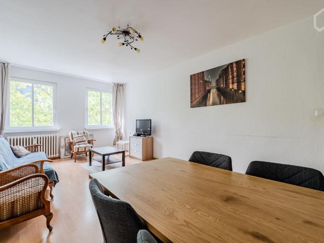 Bright & fully furnished 2 Room apartment in a prime location in Charlottenburg Westend with excellent transport connections, Berlin Amsterdam Apartments for Rent