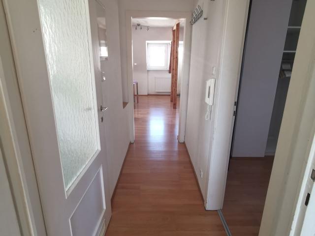 Bright, fully furnished 2 room apartment in Stuttgart Degerloch, quiet, central, incl. WLAN, Stuttgart Amsterdam Apartments for Rent