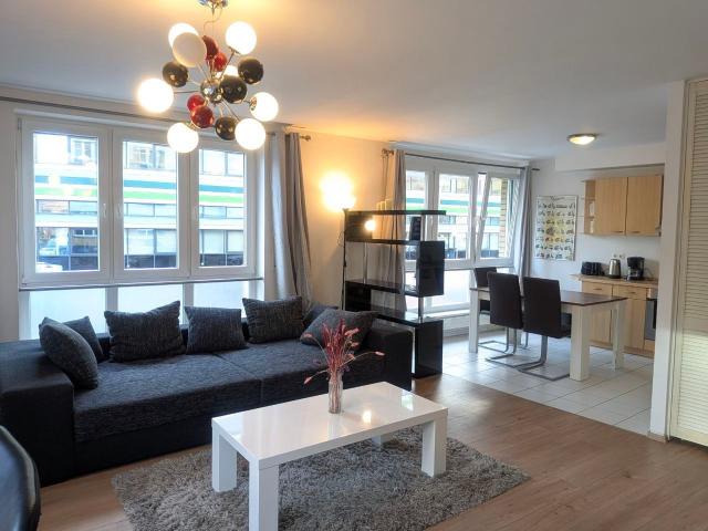Bright fully furnished 2 rooms flat in Mitte, near Hauptbahnhof, by Torstr/Friedrichstr Berlin Amsterdam Apartments for Rent