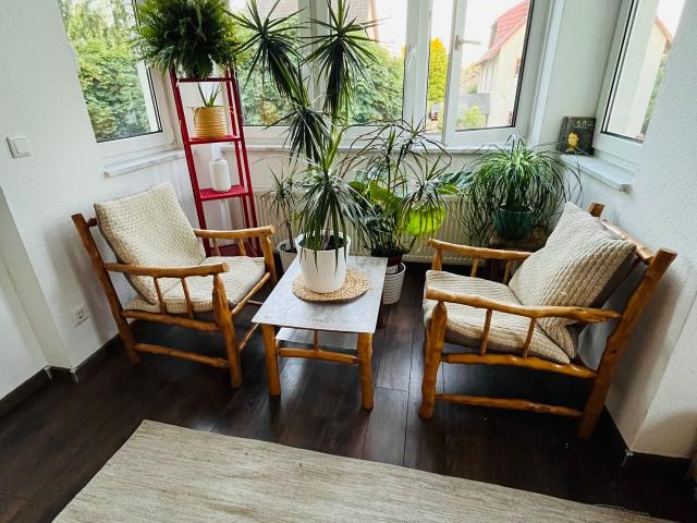 Bright Fully Furnished 3 Room Apartment with Balcony in North Pankow, Berlin Amsterdam Apartments for Rent