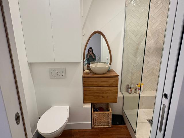 Bright Fully Furnished 42 sqm Apartment with Courtyard – Paris, Paris Amsterdam Apartments for Rent