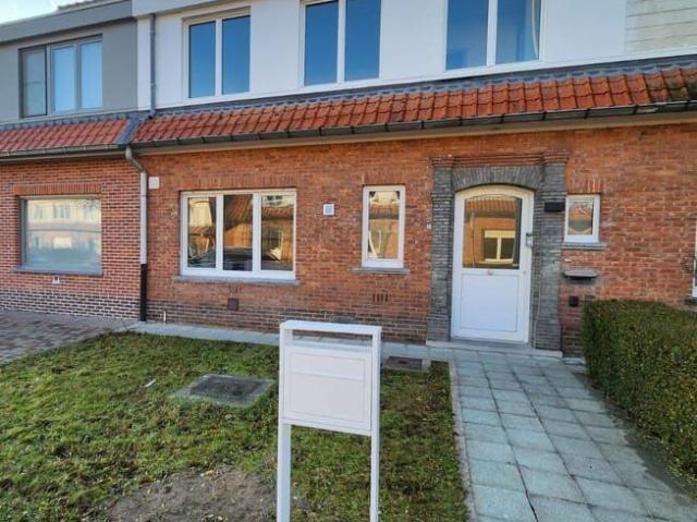 Bright, Fully Renovated House with Garden and Terrace