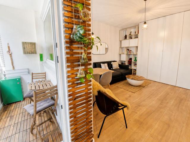Bright furnished apartment with balcony in Kreuzberg — Anmeldung possible, Berlin Amsterdam Apartments for Rent