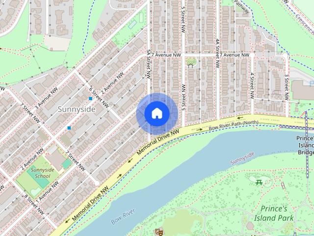 Bright, furnished condo, Ground level inner city in Sunnyside