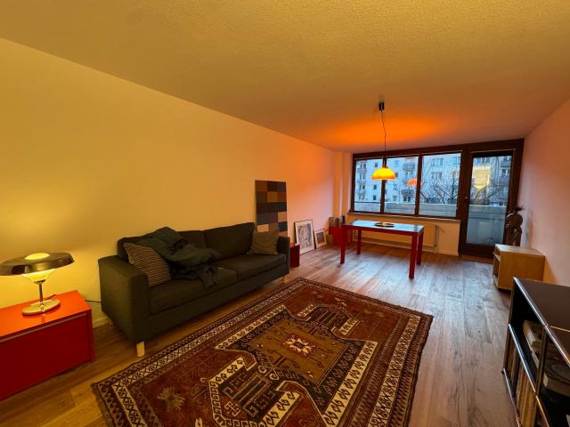 Bright, FURNISHED fully furnished 2 room flat in Munich Schwabing, 2 balconies O/W
