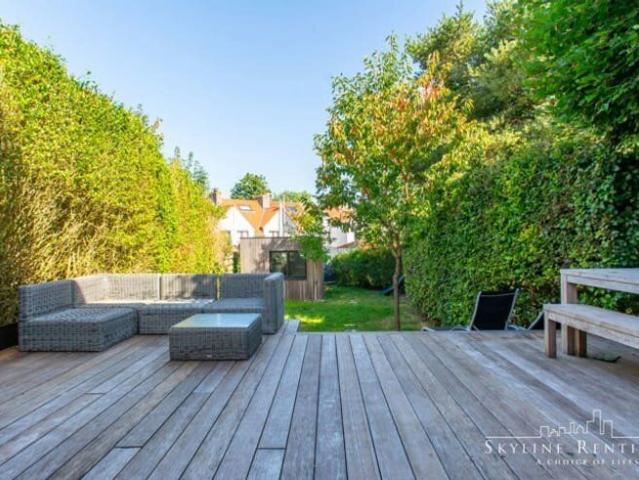 BRIGHT Furnished house 3br. with GARDEN and TERRACE !