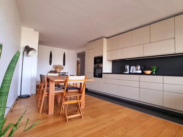 Bright Furnished 3 Bedroom Apartment • 86 sqm • 2 Balconies • Parking • Near La Défense