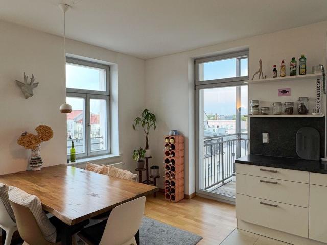 Bright furnished 3 room apartment with balcony & home office in Leipzig Plagwitz, Leipzig Amsterdam Apartments for Rent