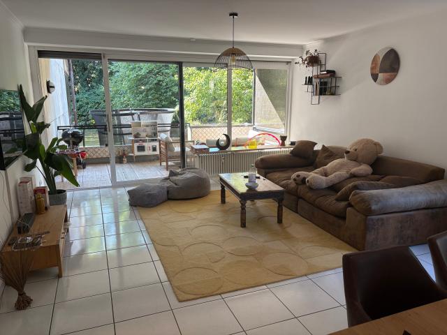 Bright, furnished 3 room flat with garden in Cologne Lindenthal