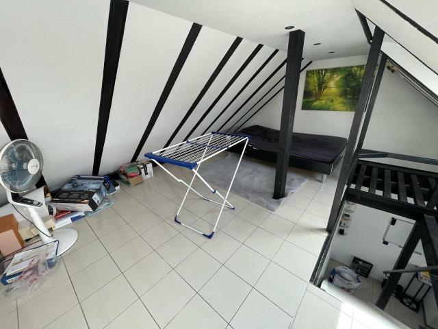 Bright home located in Krefeld, Krefeld Amsterdam Apartments for Rent