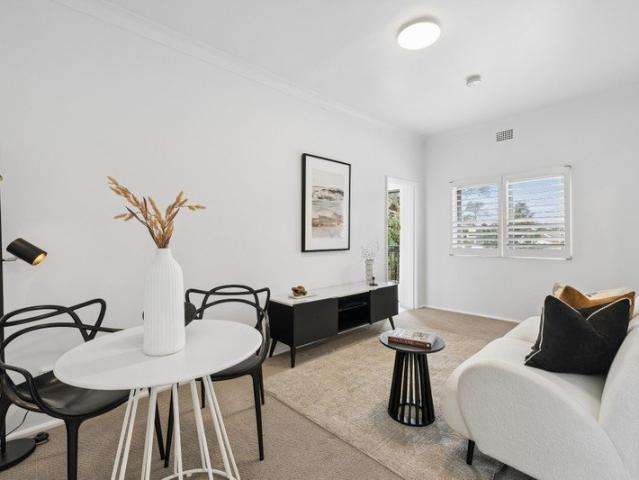 Bright Interiors, Easy Living & Village Appeal