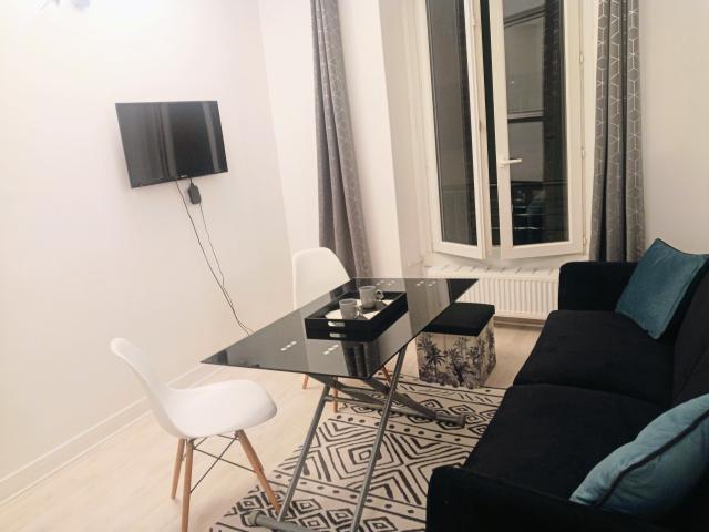 Bright one bedroom apartment