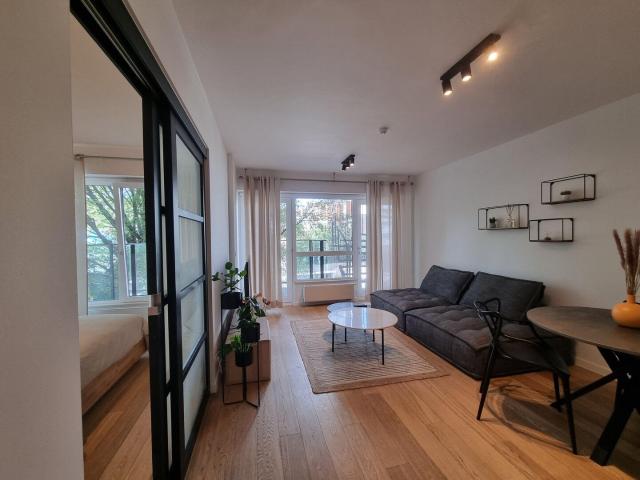Bright one bedroom flat – Avenue Louise