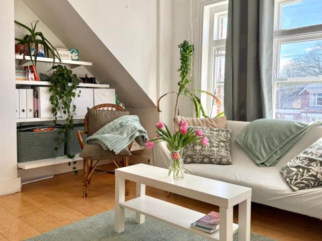 Bright One Bedroom Flat in Highgate — SHORT LET
