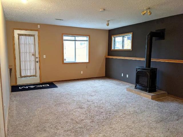 Bright one bedroom walkout basement suite in hidden valley NW