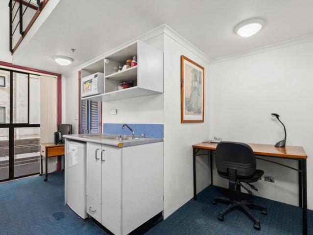 Under offer Bright Loft Apartment Tenanted