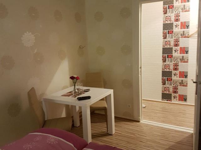 Bright loft close to park, Berlin, Berlin Amsterdam Apartments for Rent